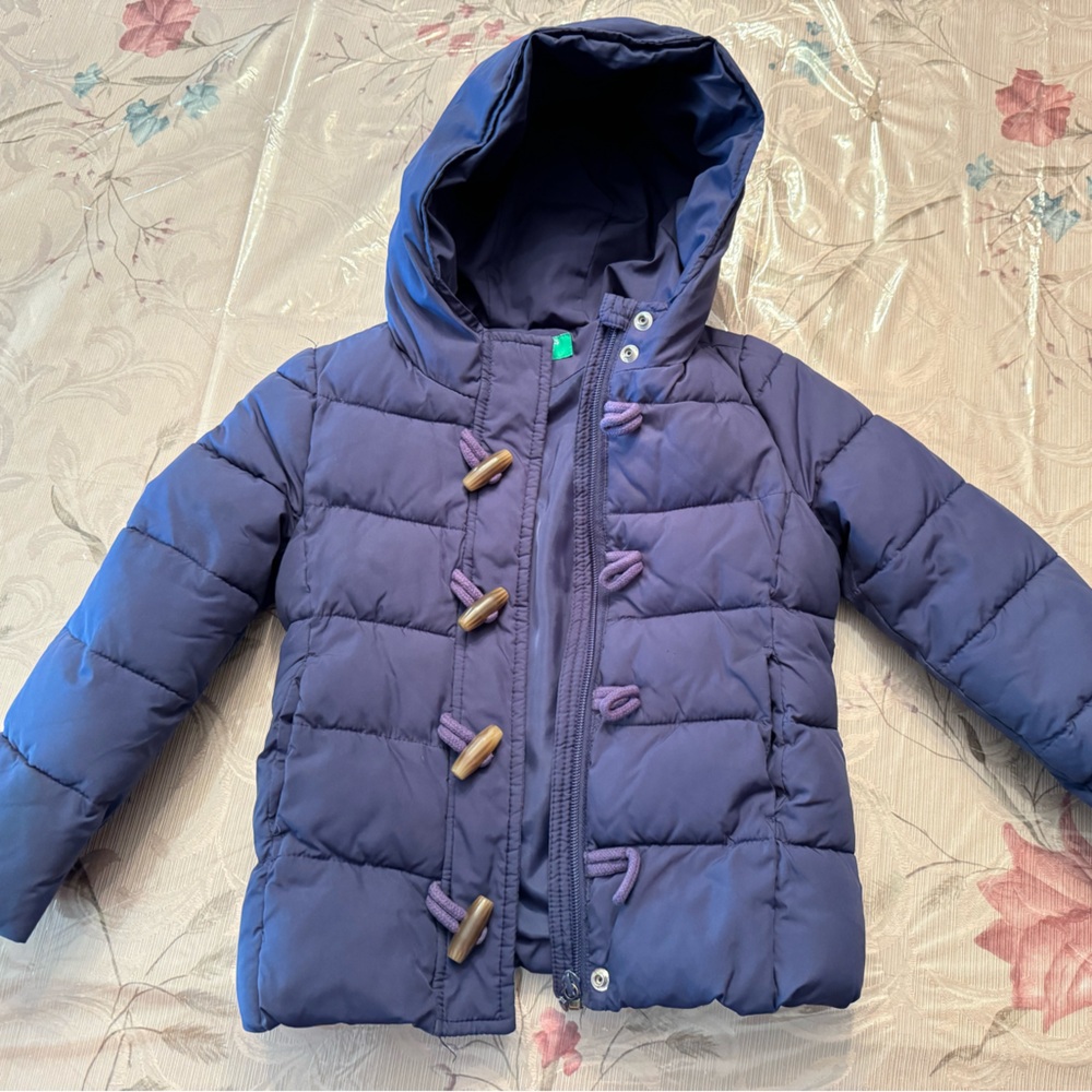 United colors of Benetton puffer jacket little girls size 4